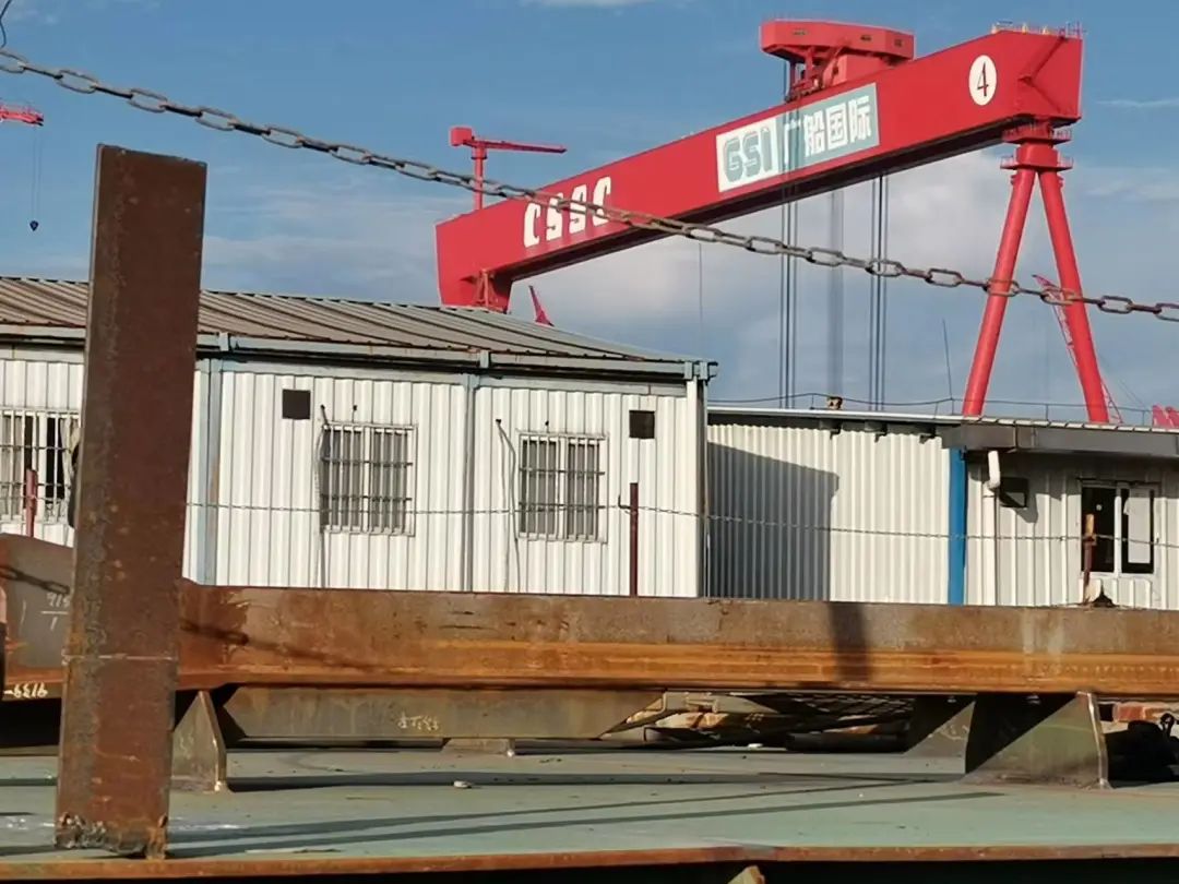 广船国际制造部啃下集装箱船建造最硬的骨头