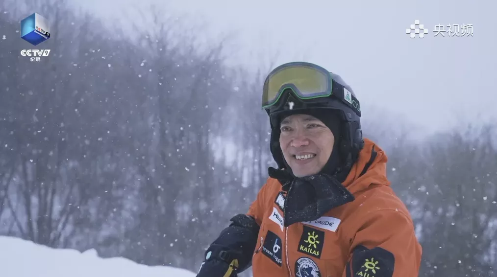 《燃情冰雪》:三亿人同赴冰雪绮梦,携手拼搏滚烫人生
