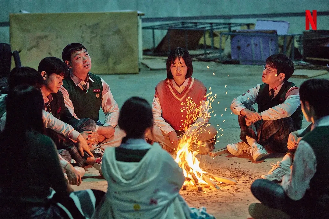 这样的“烂剧”登顶网飞第一？《僵尸校园》的爆红说明了什么