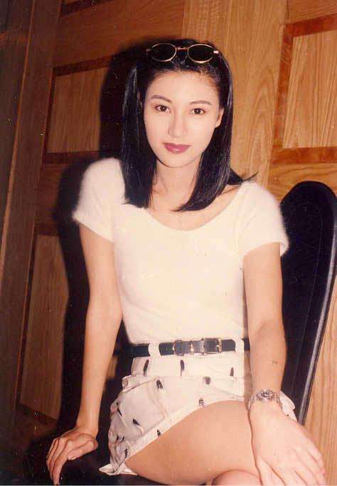 19位惊艳了时光的“80年代港风美女”，个个美到窒息，一见误终身