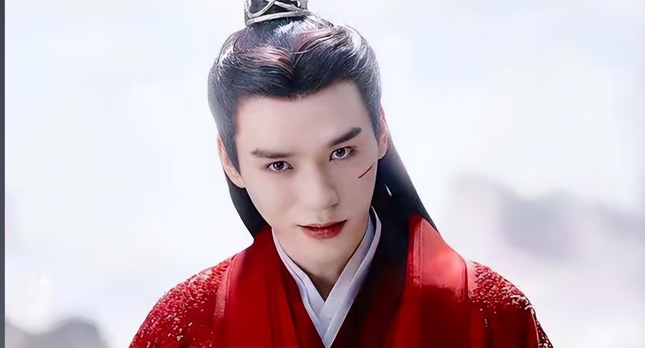 肖战、朱一龙、成毅、任嘉伦、龚俊等男星，谁的战损妆最“假”