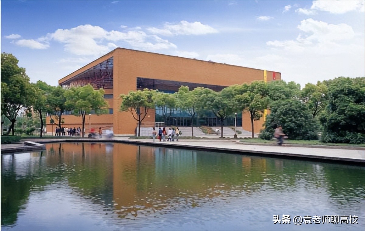 宁波大学与温州大学，浙江省两所沿海知名院校，哪个实力更强？