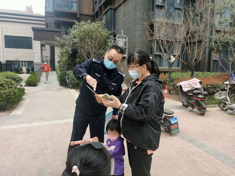 西安莲湖公安：警民携手 莲心反诈 防疫反诈齐推进 构筑防护双屏障