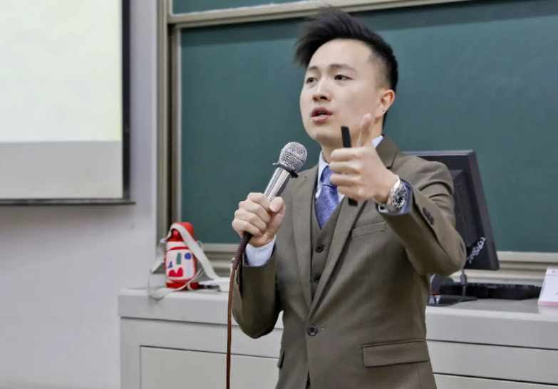 大学里已“严重饱和”的专业，发展前景并不乐观，考研也意义不大