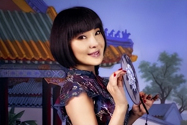 歌手陈红：退出歌坛嫁李军，离婚后对簿公堂声誉尽毁，人生太坎坷