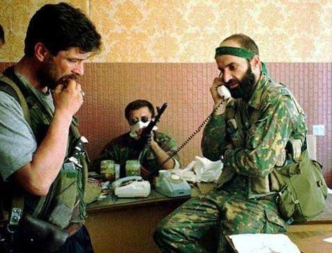 别斯兰人质事件，俄罗斯史上最残暴的恐怖事件，335人惨死校园