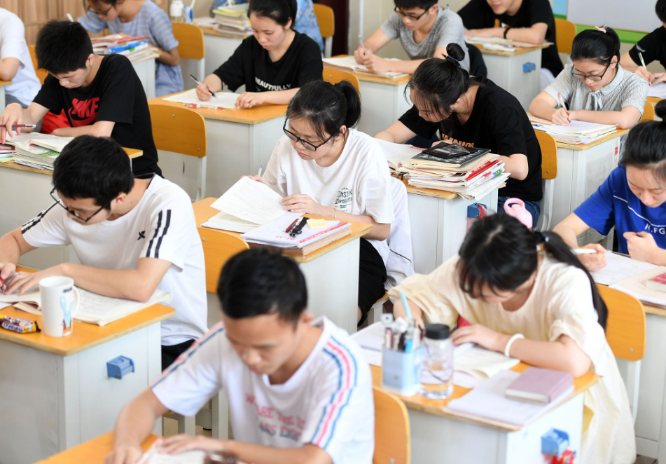 江苏省八省联考排第一，实际成绩却不是第一，苏大强为何不强了？