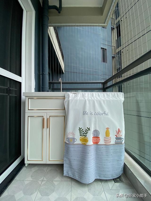 他家104平轻奢风，装修花了32万，全屋时尚又大气，分享一下