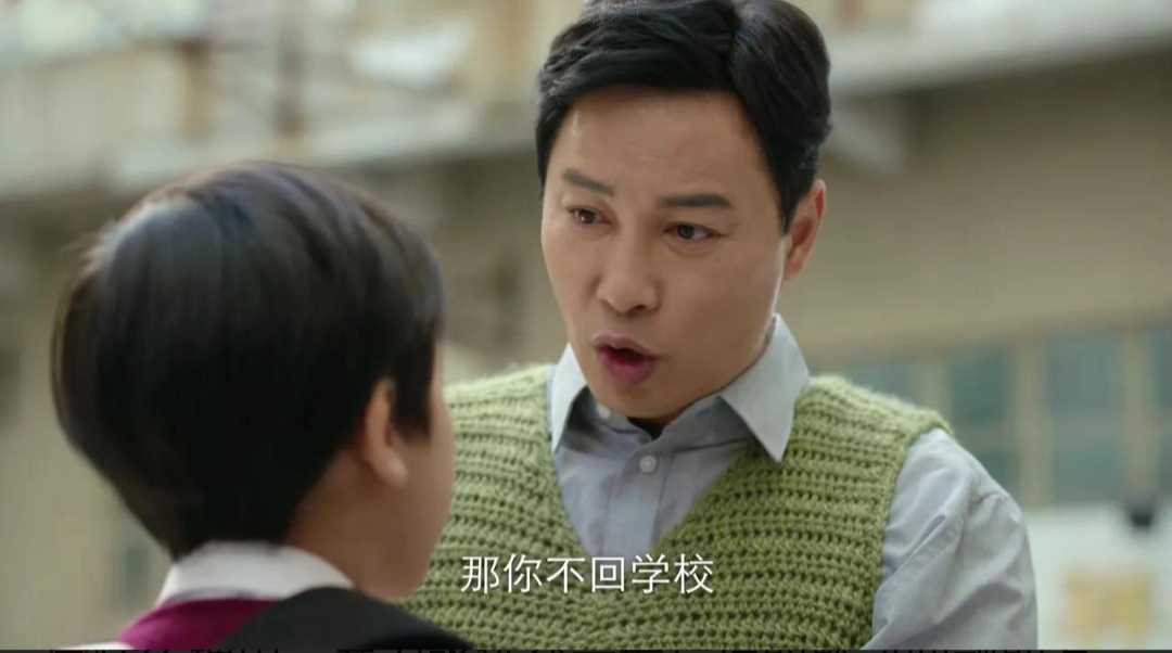 《狮子山下的故事》以细腻又接地气的故事，带我们重温久违的港味