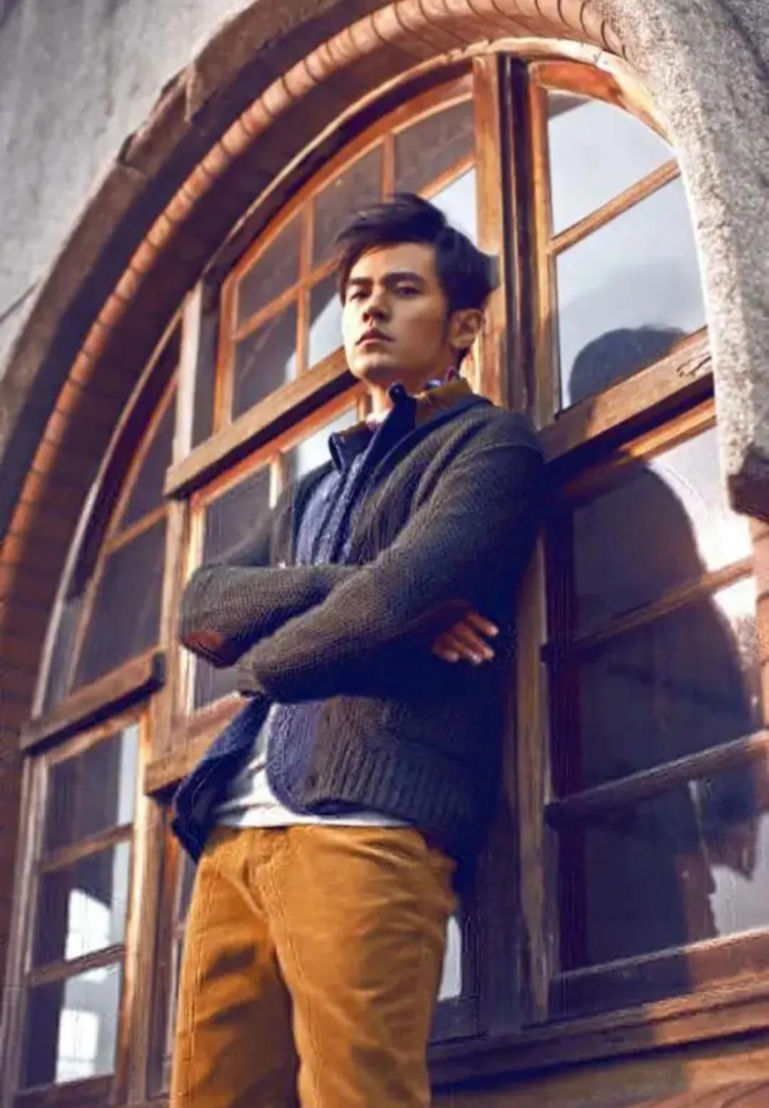 周杰伦新歌专辑上线，音质二不合一，是黑粉干的吗