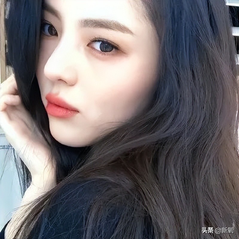 碰瓷刘亦菲还全网好评，姐这张脸真是集天地精华了吧