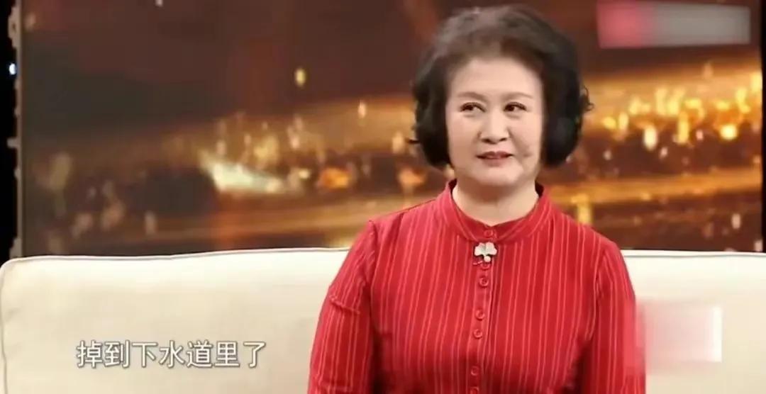 当年演出之后，黄晓娟对着赵本山说：这可能是咱们最后一次合作了