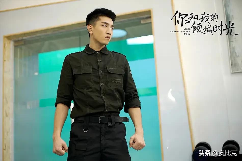 明明扮相普通，却各个扮演绝世美男，这七个男星凭什么？