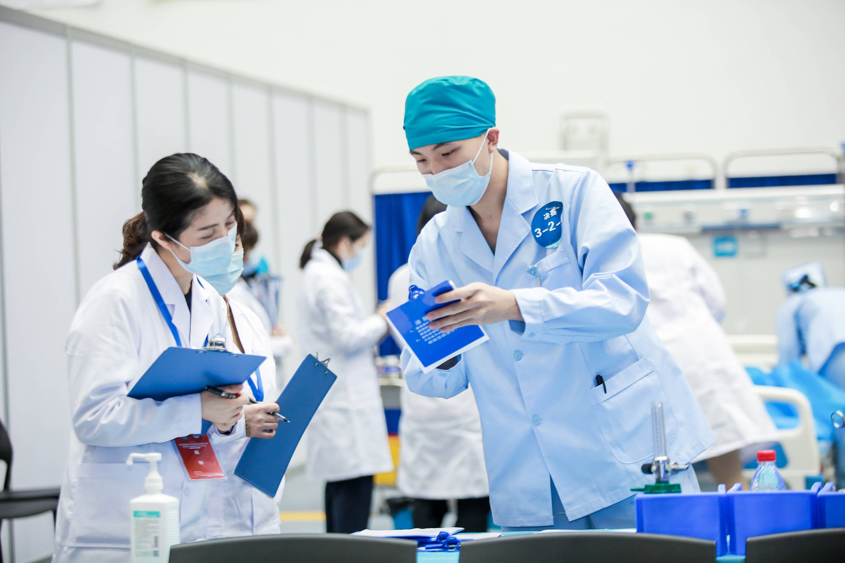 大学选择这3个专业，发展前景好、工资待遇高，毕业生很“抢手”