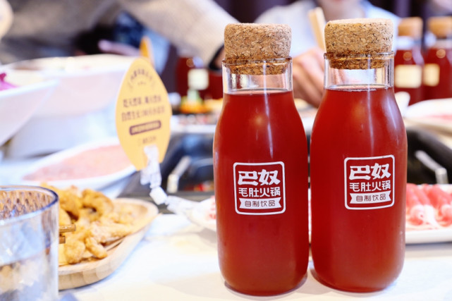 �ı�����ҵ�ġ���Ʒ���塱�ù˿ͻع��й��˳Է���ζ��