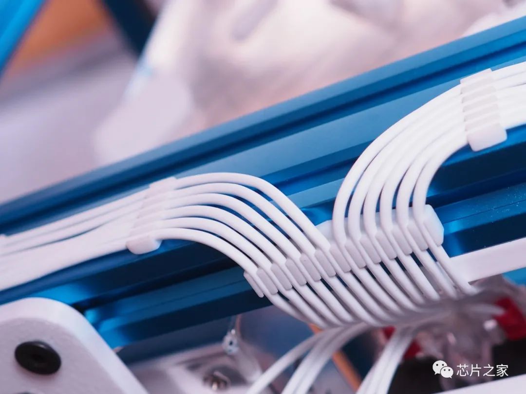 明明是同事，为何离职前要在可调电源上动手脚