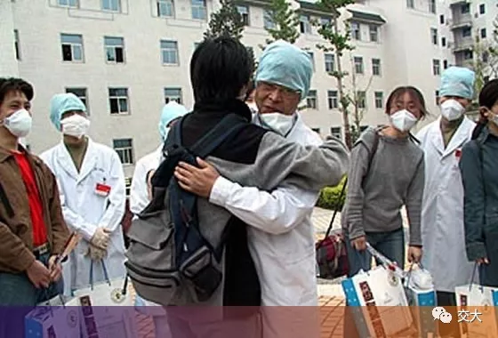 2003年，在北京交通大学宿舍“隔离”的日子