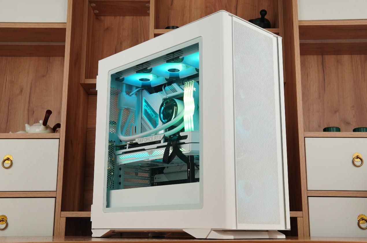 颜值绝对有保证，爱国者K200纯白主题装机配置推荐