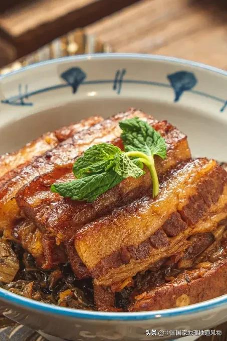 梅菜、芋头、腐乳、笋干扣肉？中国哪里的扣肉最香？