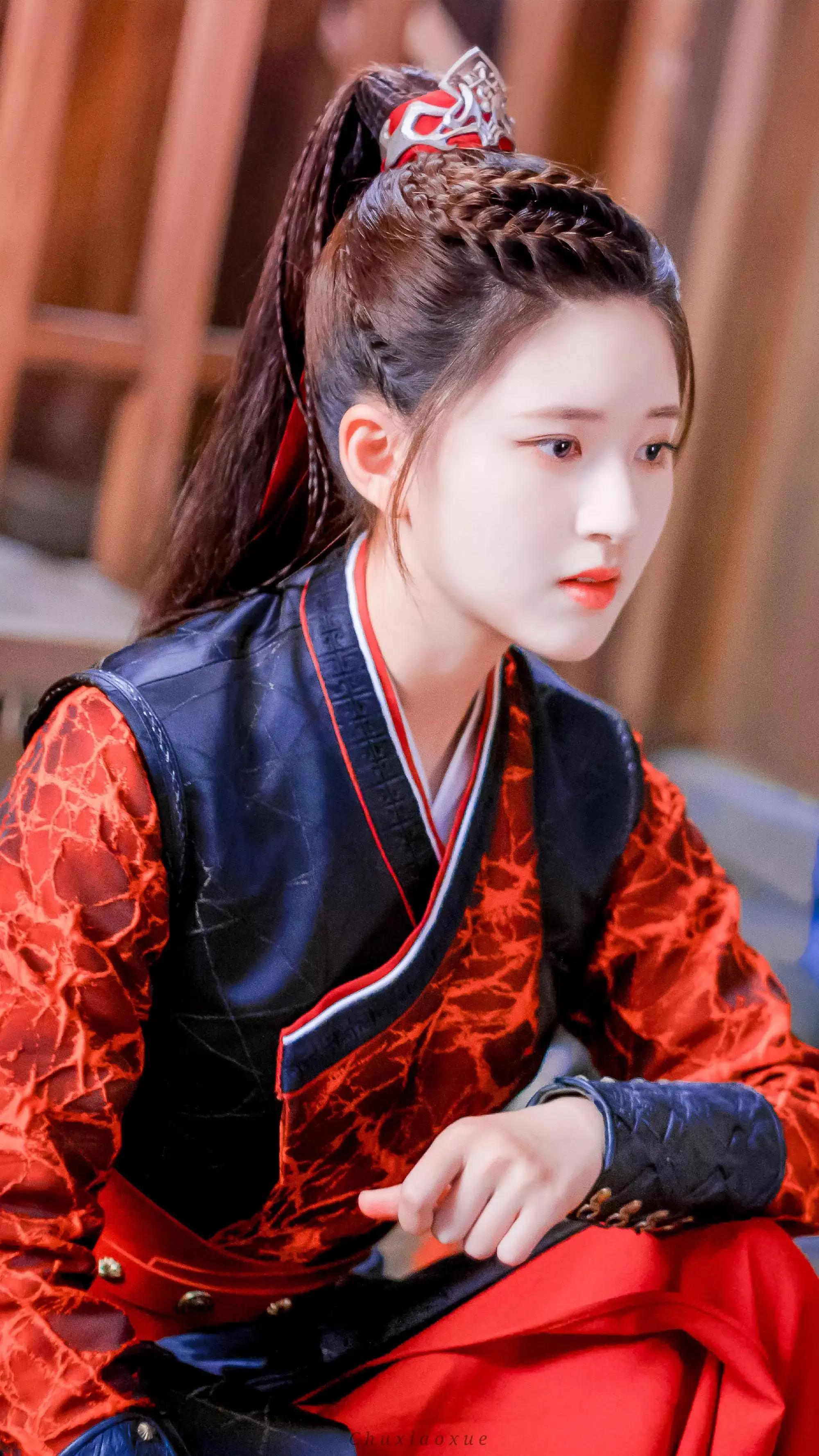 赵露思和袁冰妍的古装造型，谁更美