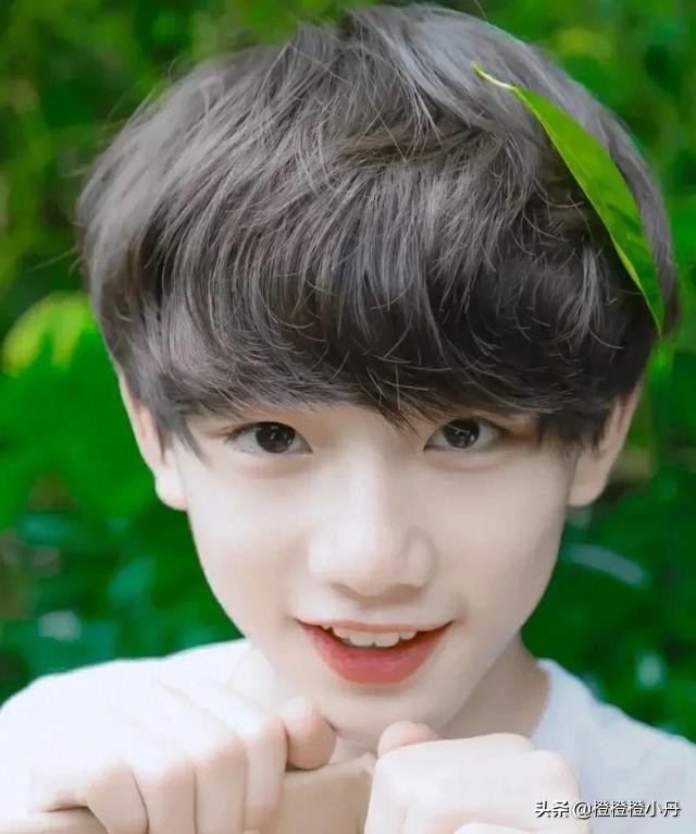 贯穿整个台风计划的丁程鑫，用七年改变了时代峰峻的淘汰制规则