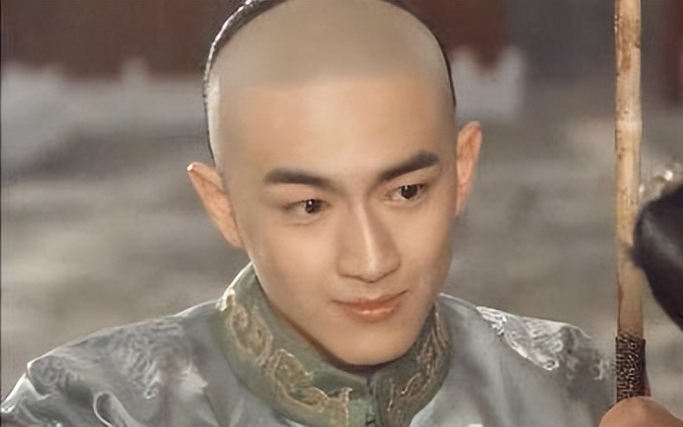 剑眉星目，风度翩翩，这10位男明星的长相，击中了国人审美