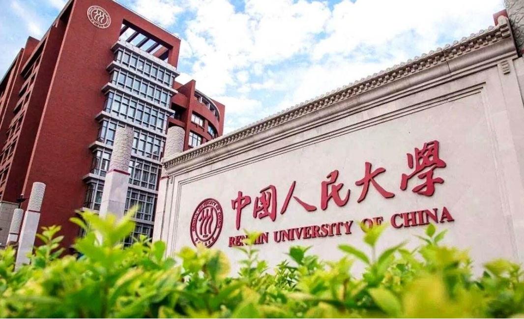 800分高考状元流浪街头，曾是“成功人士”，扔掉手机后全国溜达