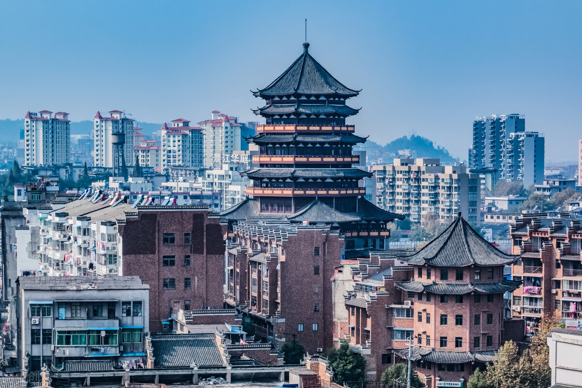 这4个冷门又高薪的职业，适合女生学，未来工作体面又高薪