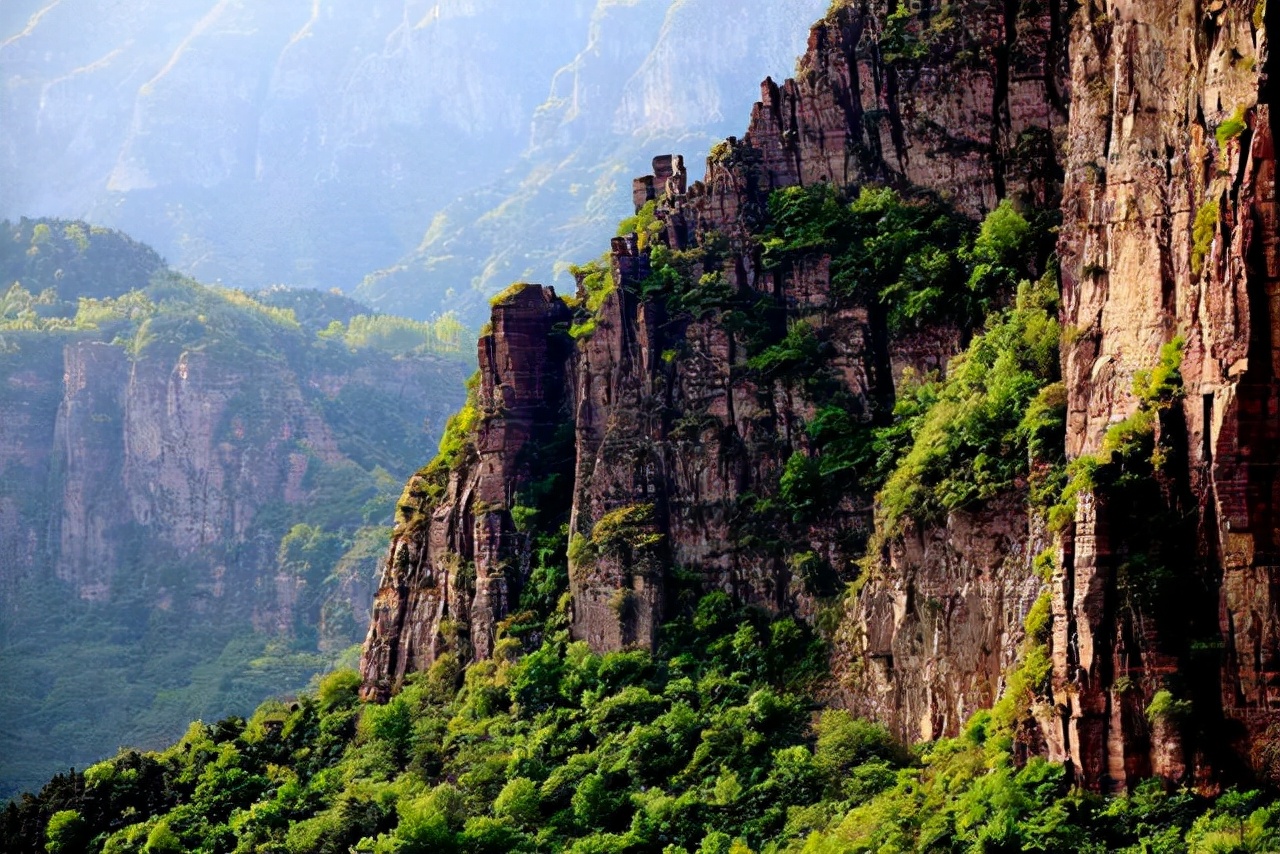 河南最美的两座仙山，一个是黄河明珠，一个是60多部影片的外景地