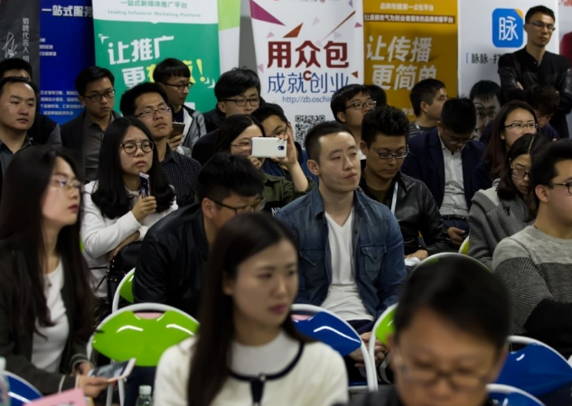 女生未来吃香的职业，公务员垫底老师没进前5，律师进入了前3强