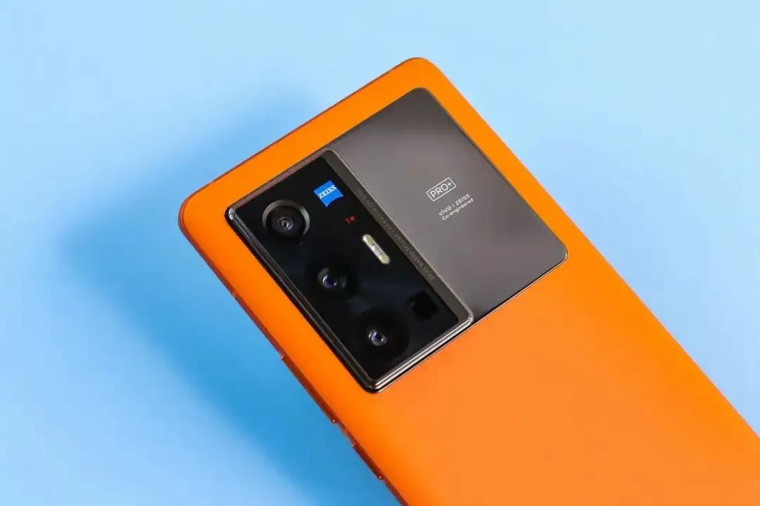 我们应该买国产手机还是外国手机？