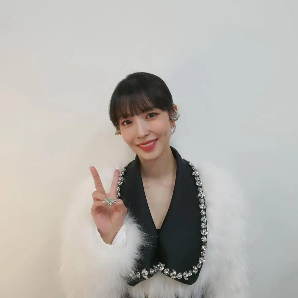 韩国天后宝儿，虽然个子不高，但气场实在是太强大了