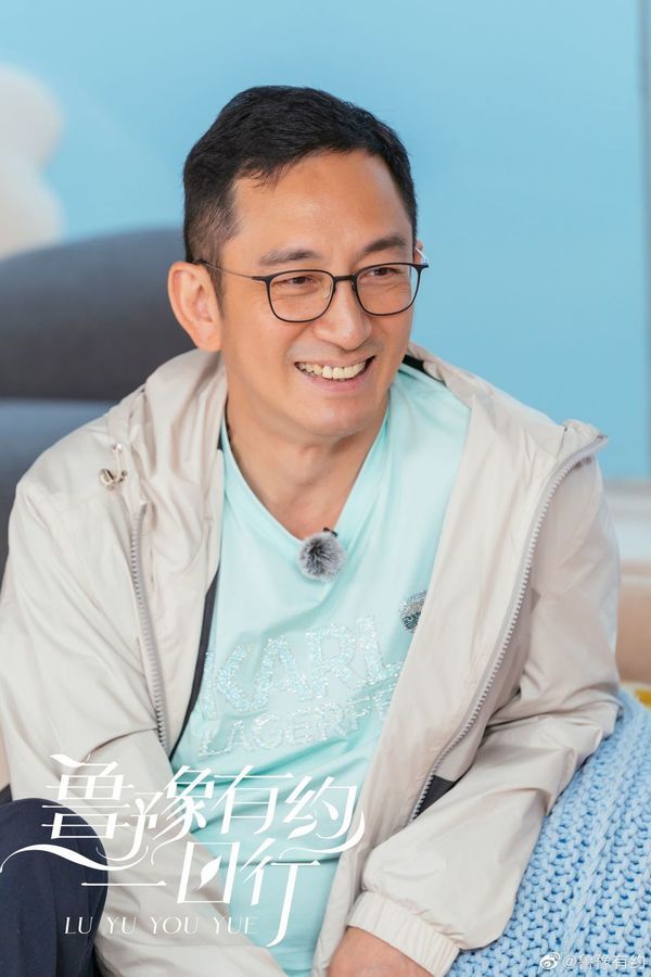 入行40年｜吴启华坦言TVB做男一月薪不及电影一日人工