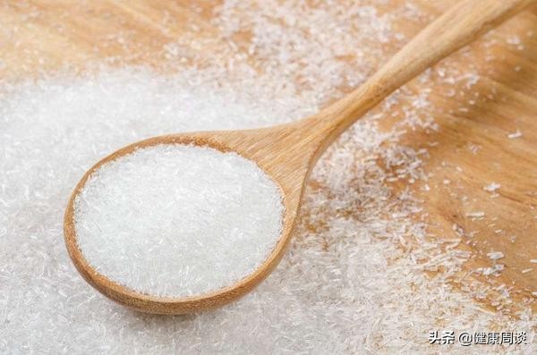 鸡精和味精有何区别？它比味精天然？对人体有害？一文给你科普