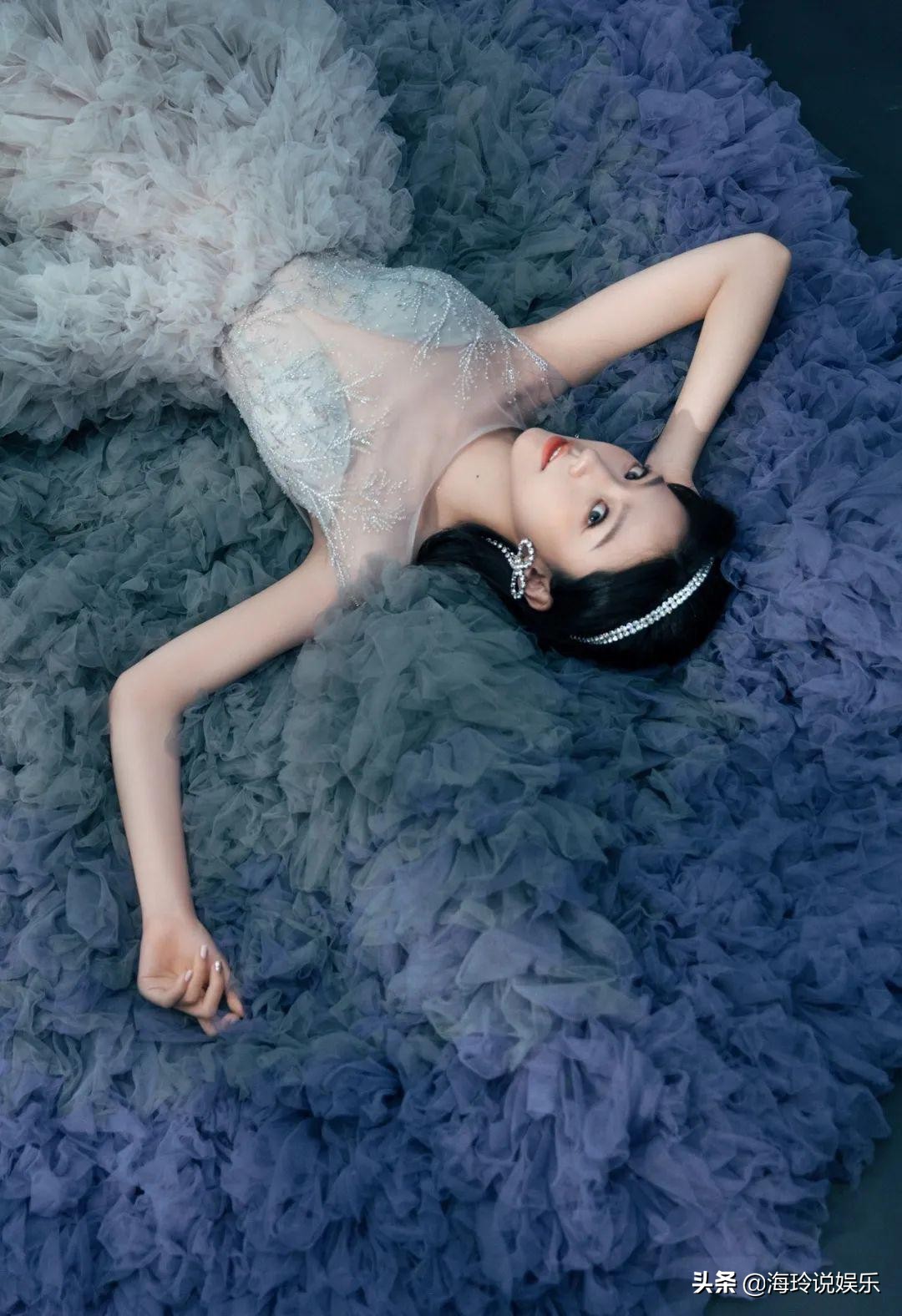天云，美貌与智慧并存的KPL美女解说员