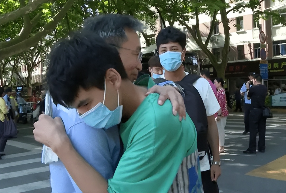 2022中国大学专业排名发布，华科大仅排第14名，北大夺冠实至名归