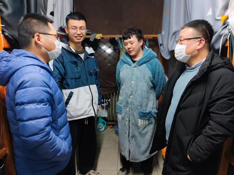 “团”结抗疫 | 高校辅导员：切换多重身份，只为守护每一名在校学生