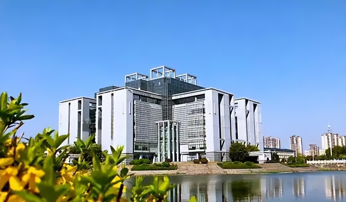 安徽高校排名“大洗牌”：安徽师大惜败安徽大学，合工大表现出色