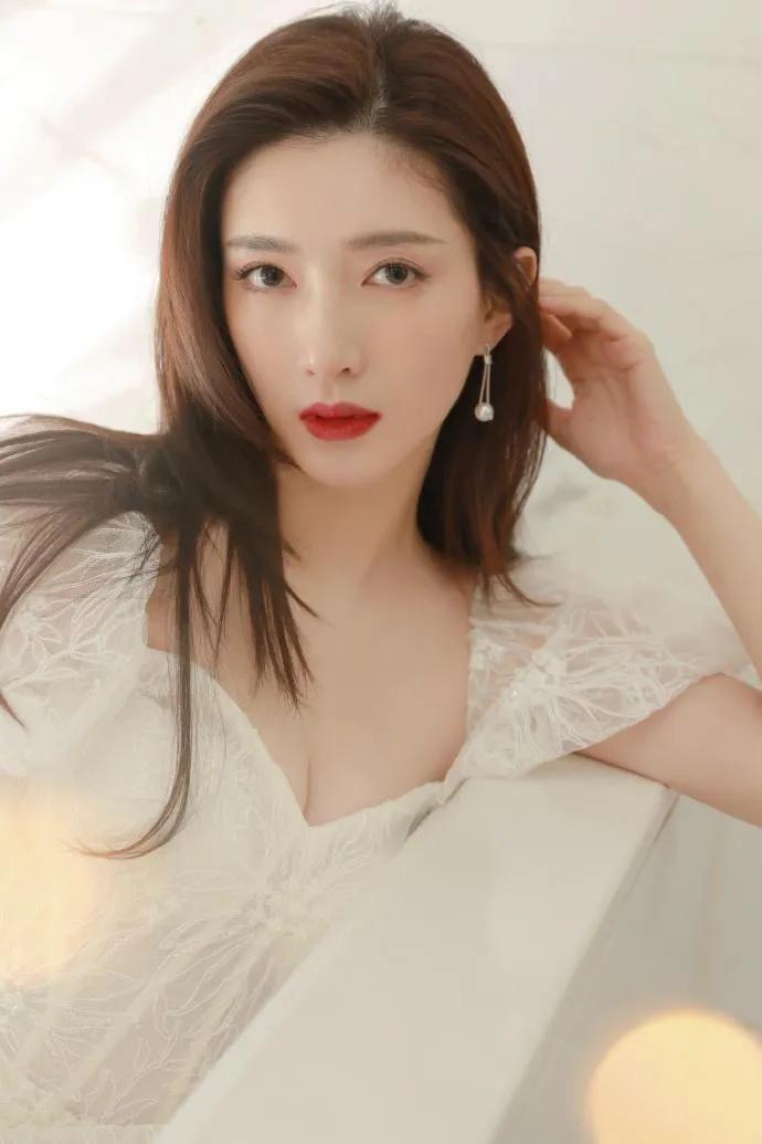 江疏影真的很美吗？