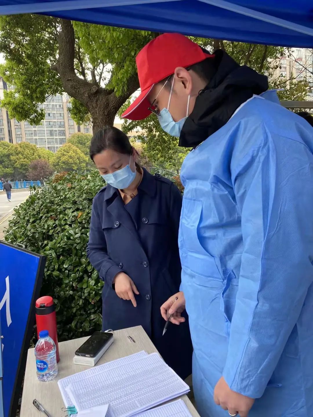 战“疫”夫妻档丨你是我的城池，我是你的屏障