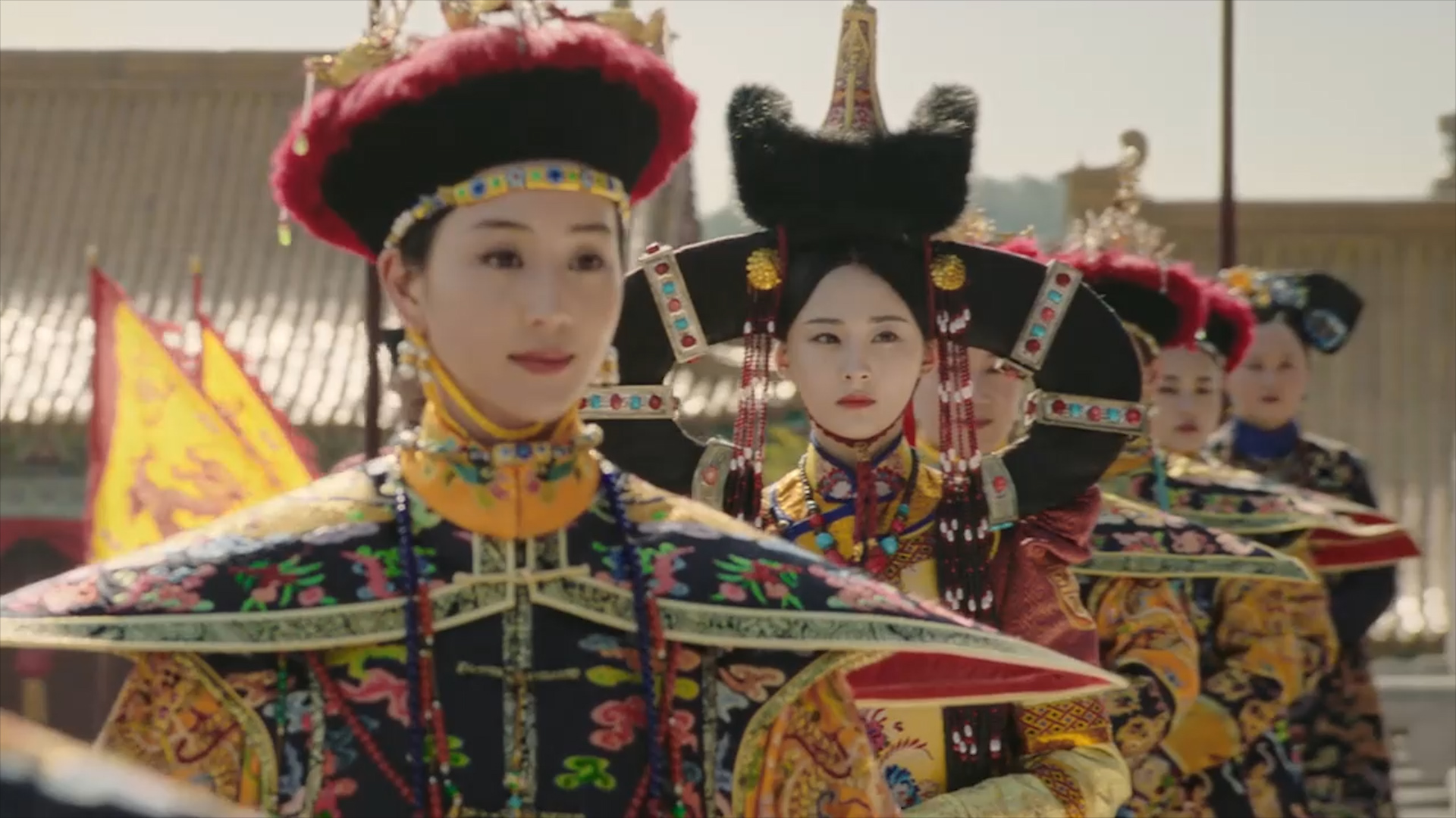 八种造型竟讲完了海兰的一生：争宠只靠描眉，至死不爱渣龙