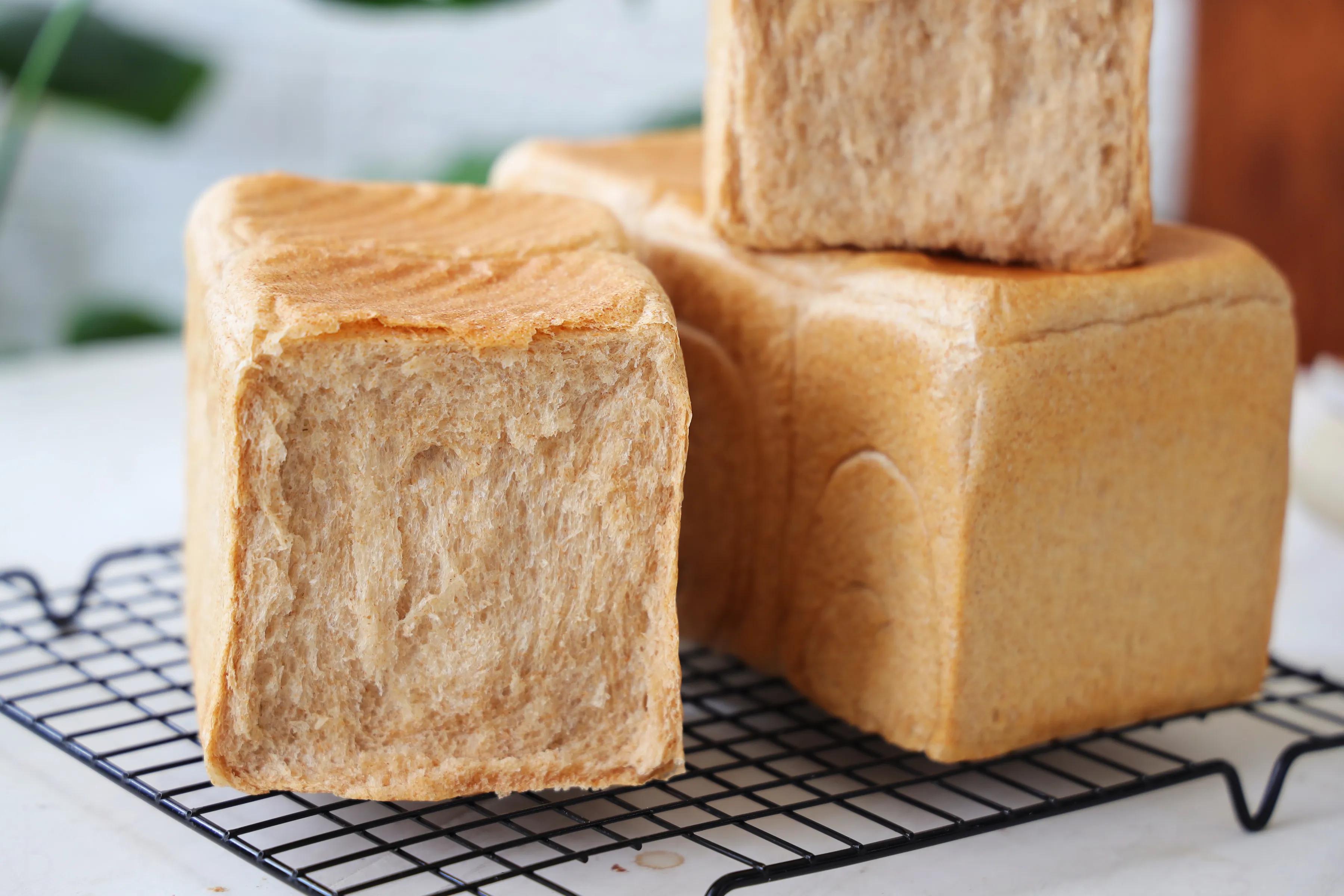 为了早晨多睡一会儿懒觉，这个营养早餐吐司要学会，真的太方便了