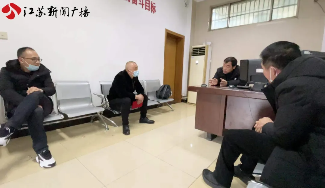 扬州一殡仪馆14名外包人员均未参加社保 劳动监察部门已介入处理