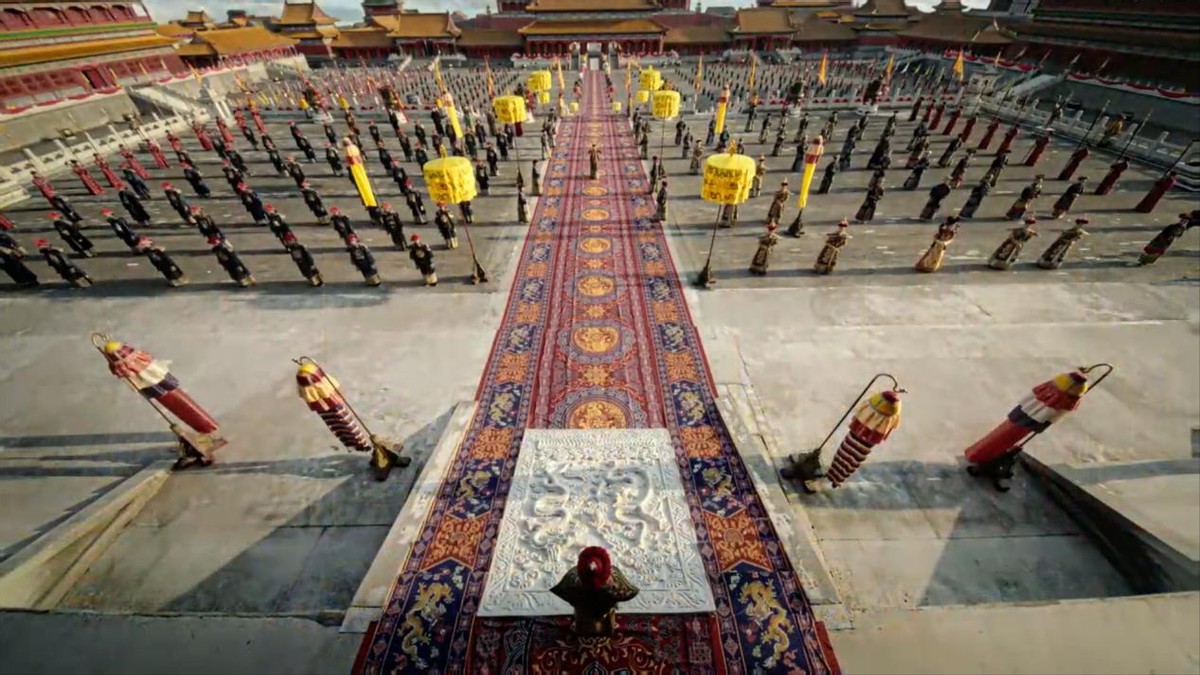 《甄嬛传》人物解析：10岁嫁人，16岁生子，雍正真的讨厌宜修么？