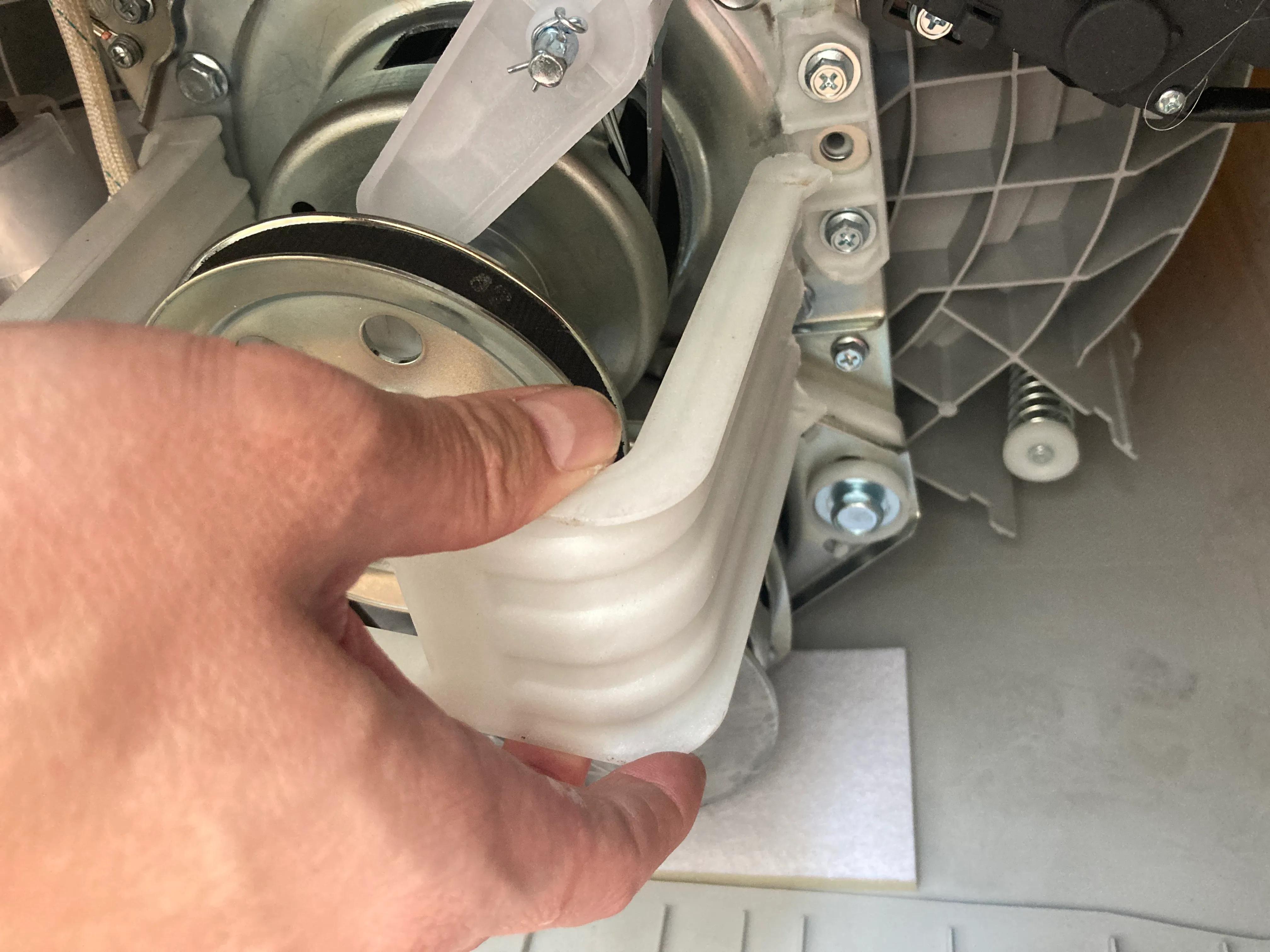 新买个洗衣机被迫自己修，男人不容易啊