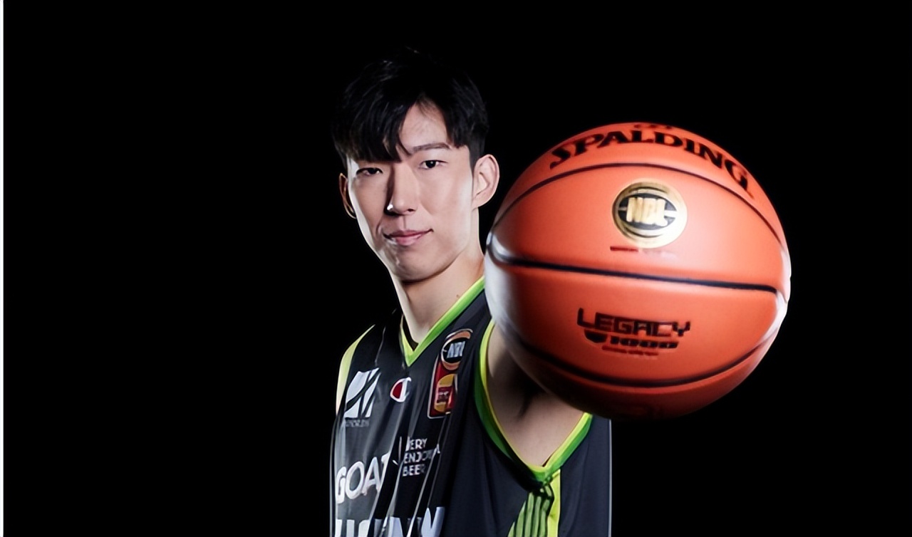 周琦为什么从nba回来(凤凰队开出一份多年合同想把周琦锁住，可是周琦却回国心切)