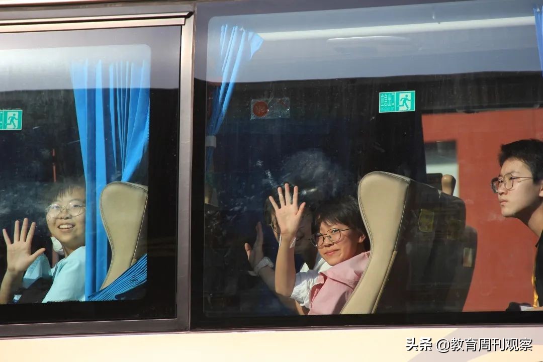 忻州市北方中學(xué)2022年初三畢業(yè)典禮(圖33) 忻州市北方中學(xué)2022年初三畢業(yè)典禮(圖33)