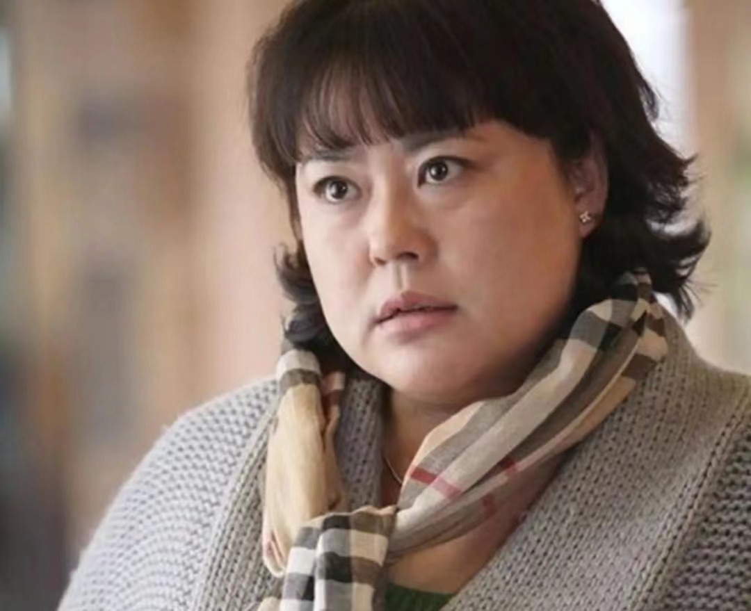 红极一时却突然“消失”的15位明星：林芳兵险毁容，利智为爱息影