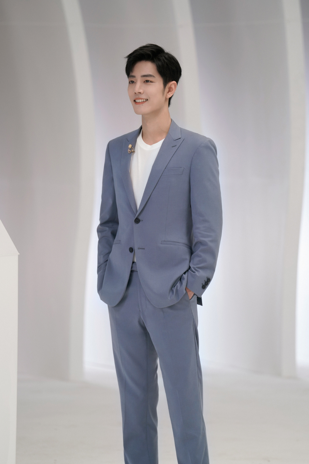 肖战网上分享日常并配文“消肿”,原来大帅哥也会喝红豆薏米水