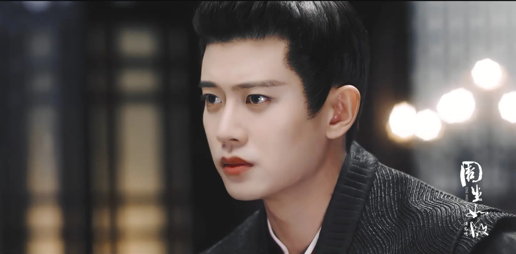 角色设定平平无奇，演员却个个长相惊艳，你管这叫“路人脸”？